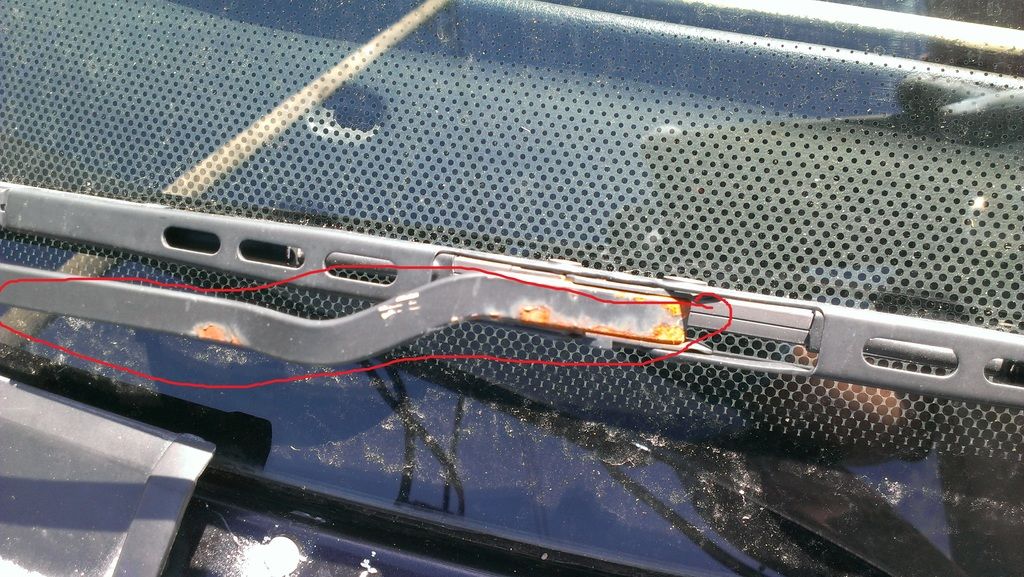 21_Driver%20and%20Passenger%20Unrusted%20Wiper%20Arms_zpsytajwtma.jpg