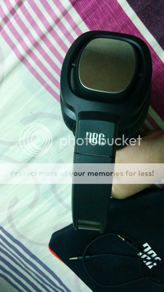 Cần bán headphone JBL J88i 99% - 6