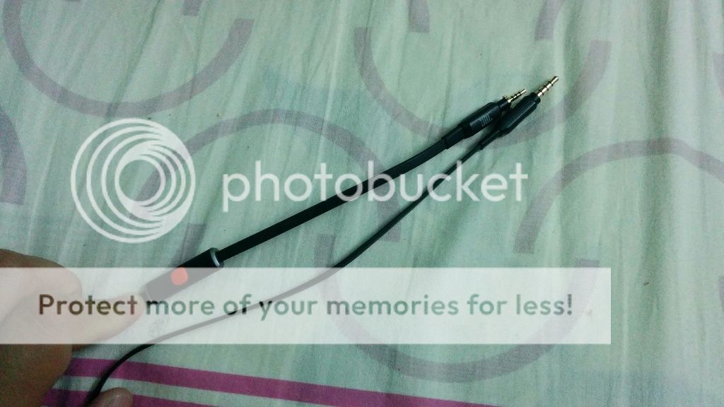 Cần bán headphone JBL J88i 99% - 8