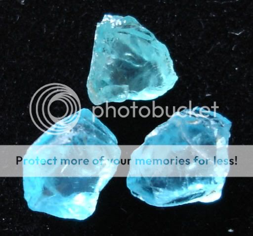 Healing with Apatite blue gemstone.